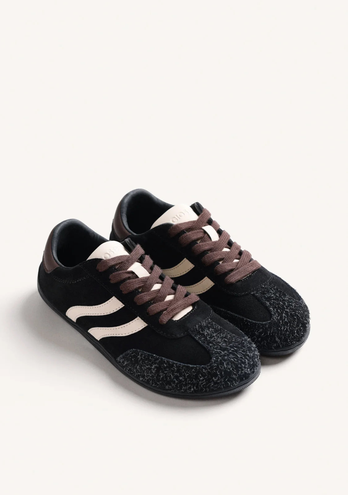Zapatilla Negro Piel - GIOSEPPO