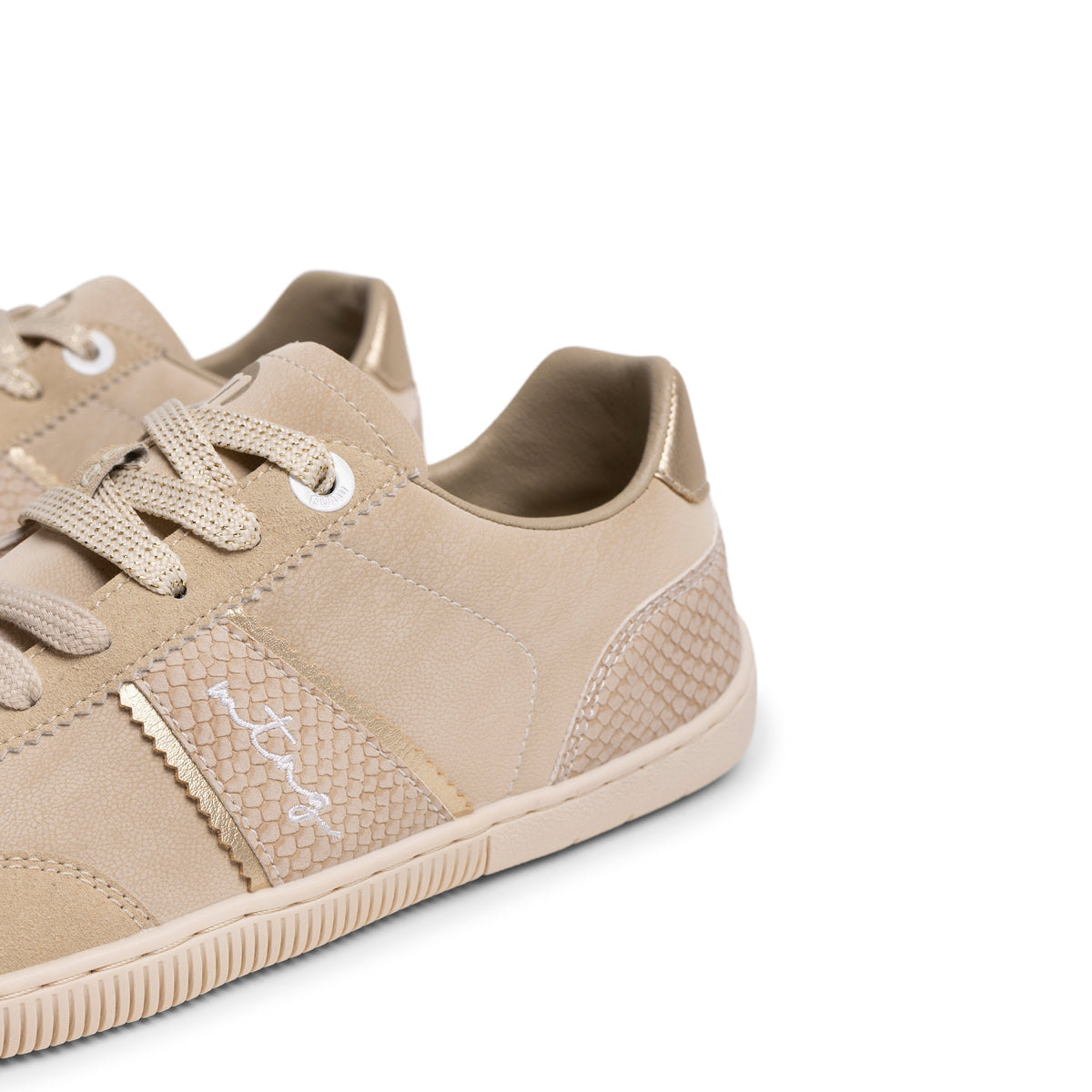 Deportiva Aria Gold - MUSTANG FREE