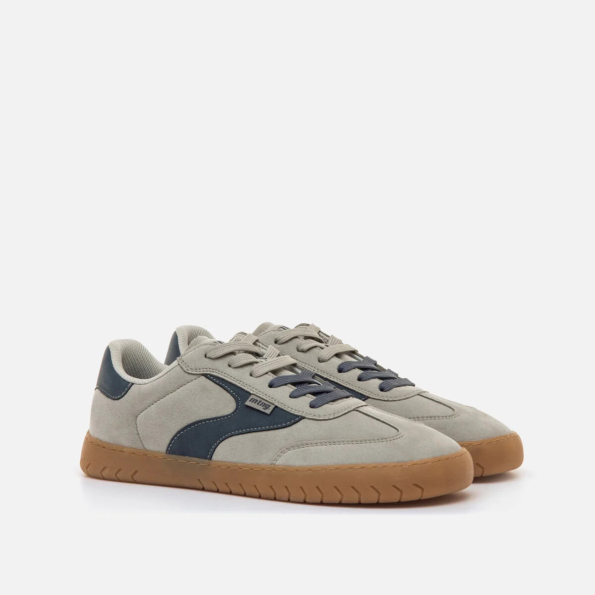 Zapatilla Jym gris - MUSTANG